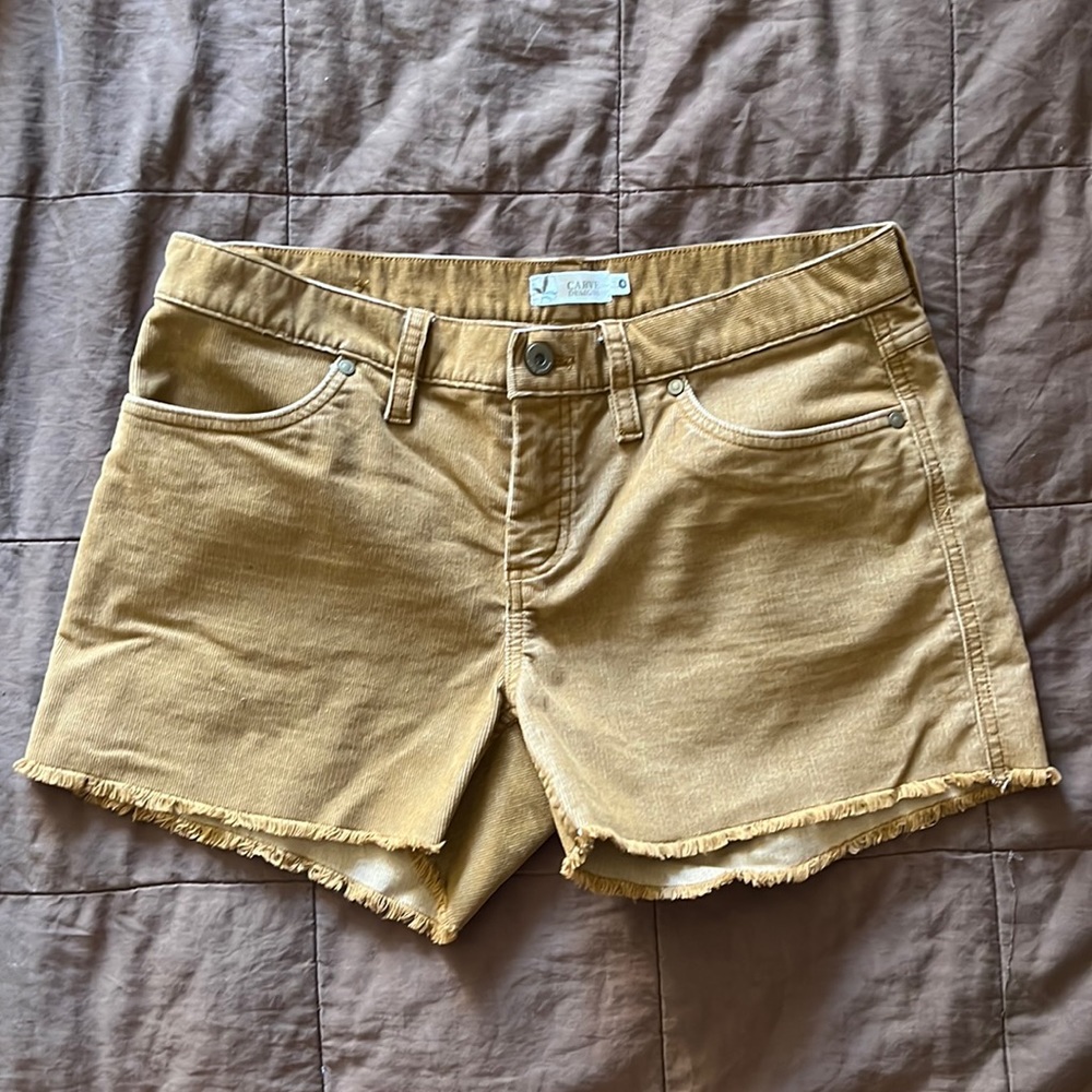 Carve corduroy shorts